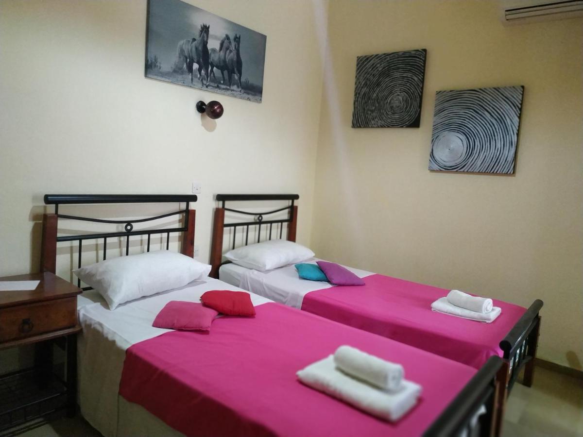 Flowers Studios Benitses  Ngoại thất bức ảnh