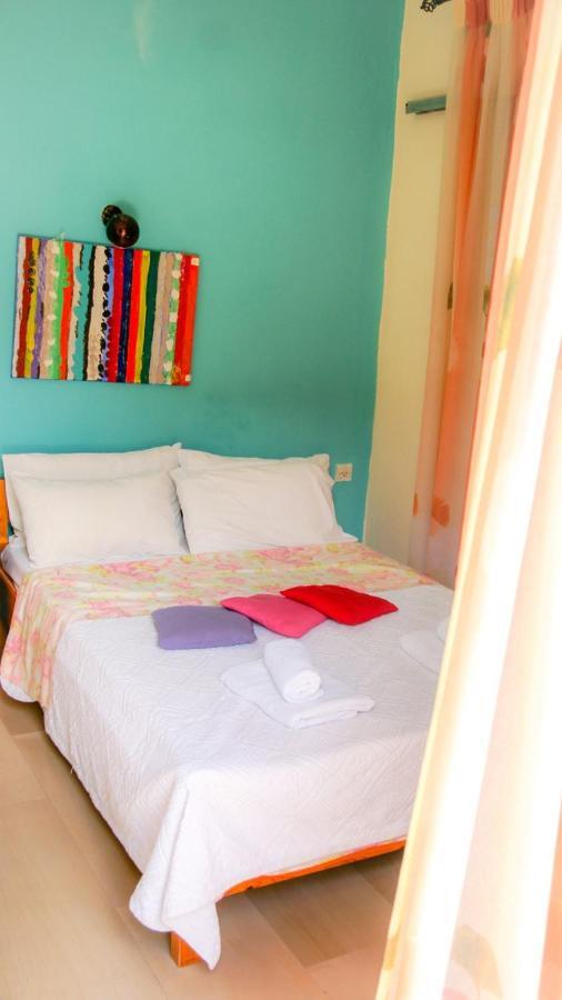 Flowers Studios Benitses  Ngoại thất bức ảnh
